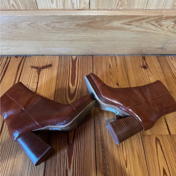 ASOS Rhona Platform Boot - Picture 6 of 7